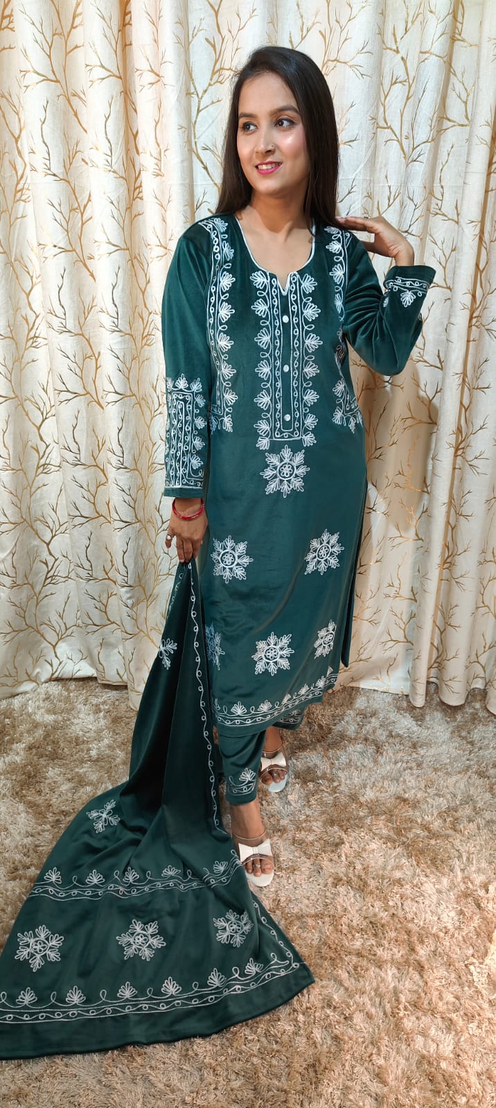 White thread work velvet suit set