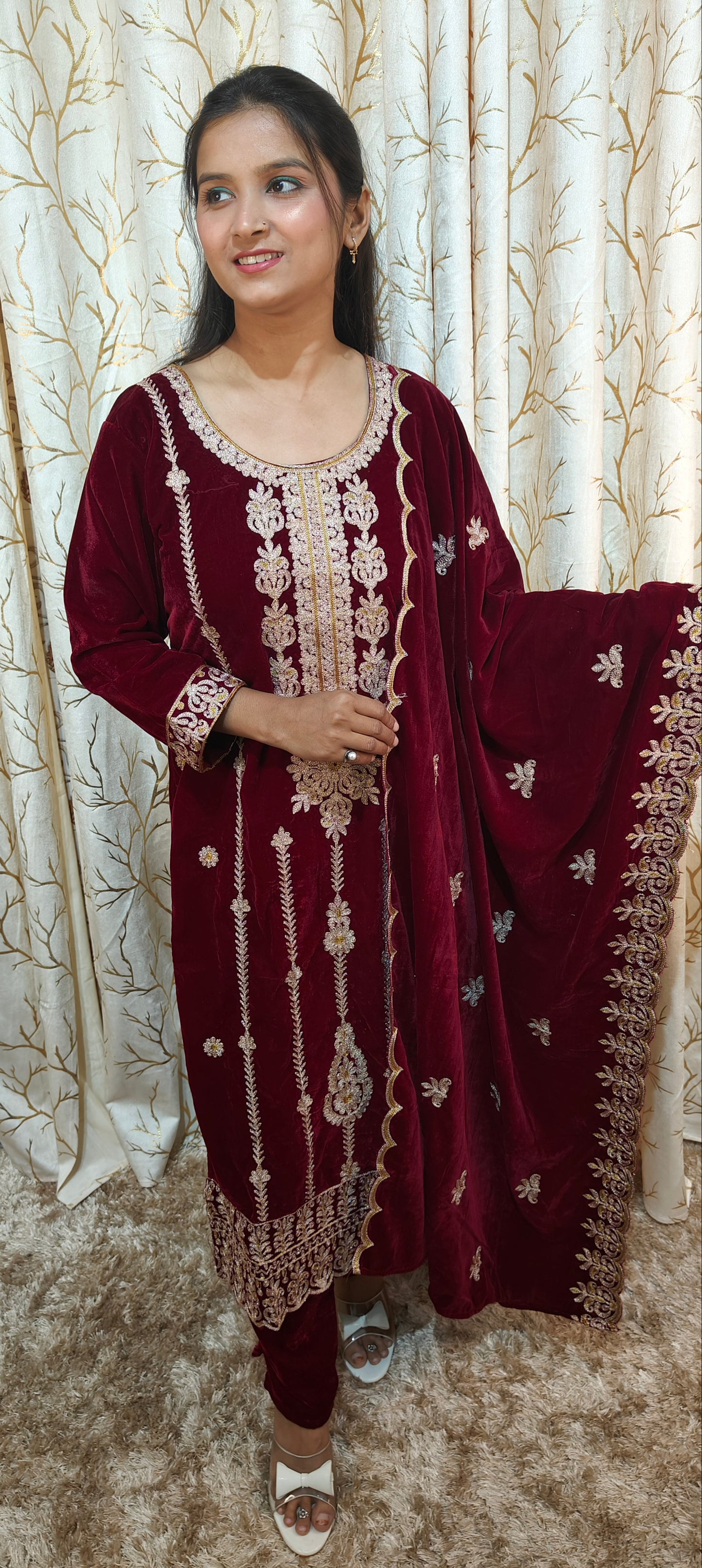 Zari Patch Work Velvet Suit Set