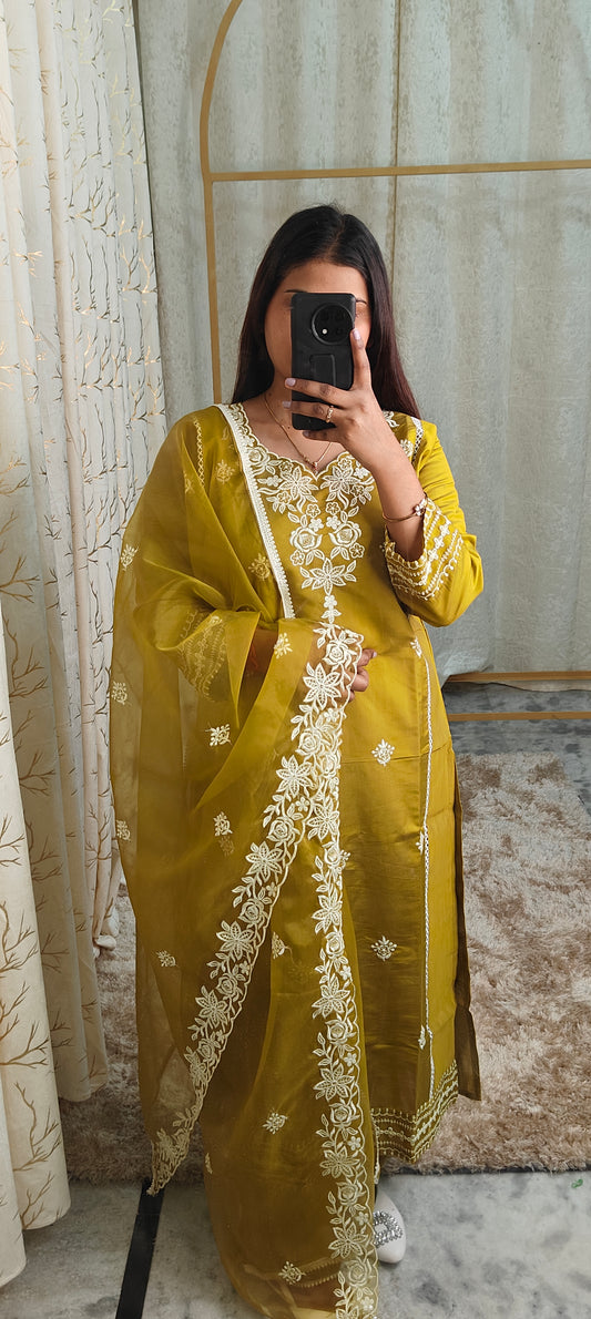 Muslin Cotton Suit Set With Organza Dupatta